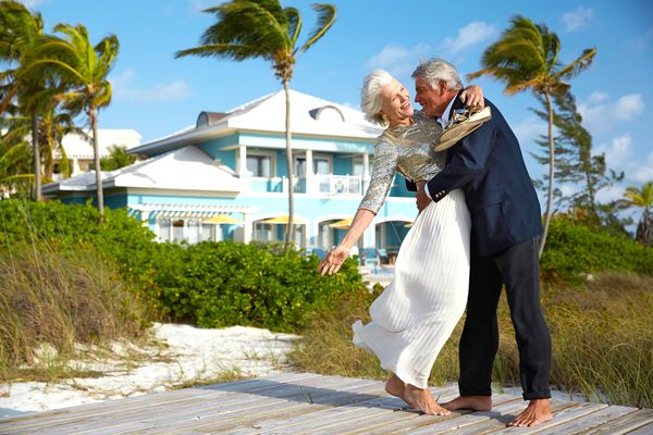 Destinations idéales pour les seniors - séjours en pension complète sur les plus belles plages des Caraïbes.